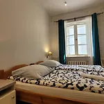 Chmielna 5 Rooms & Apartments