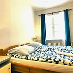 Chmielna 5 Rooms & Apartments